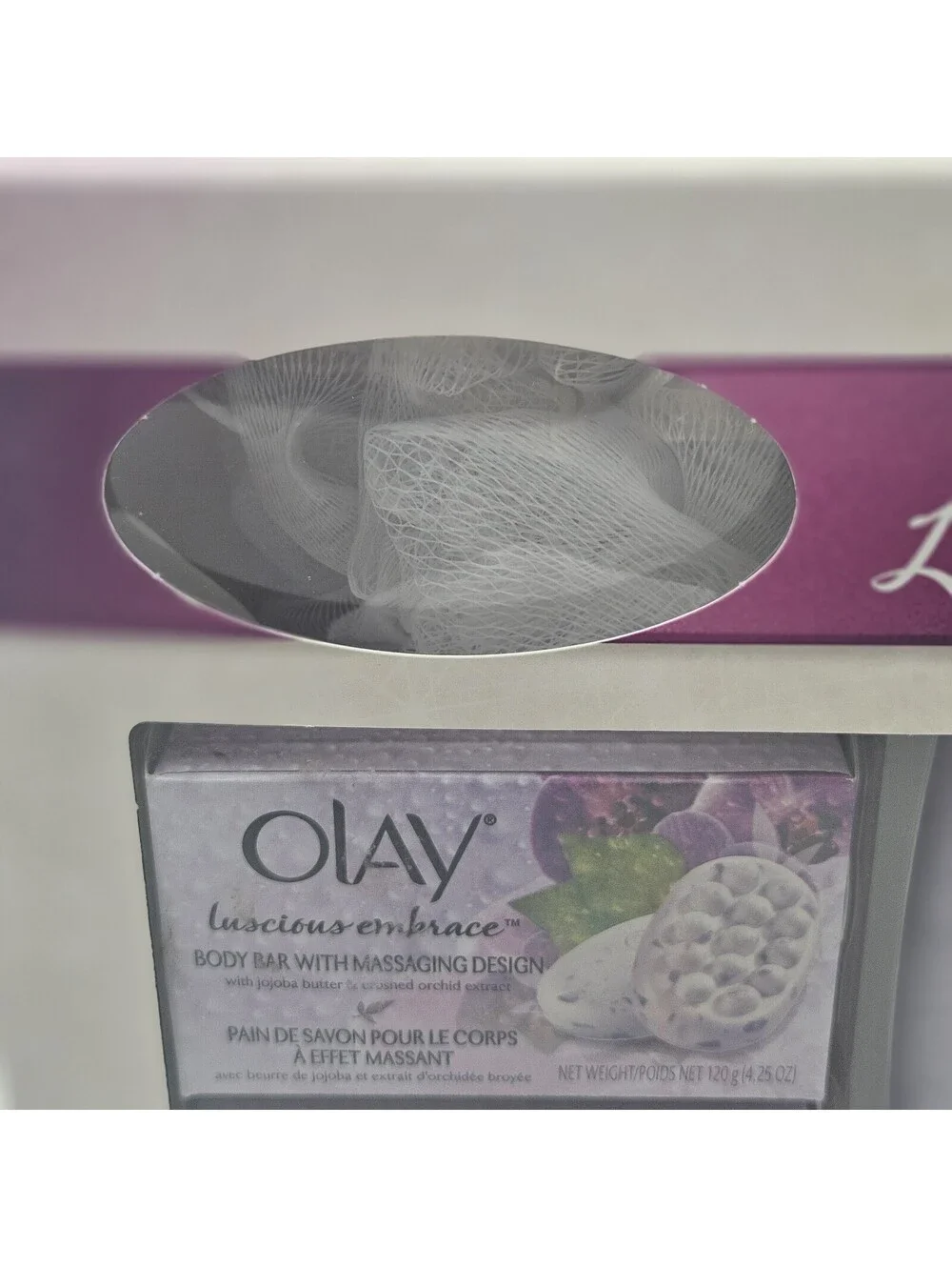 Olay Luscious Embrace Holiday Set. Includes Body Wash, Lotion And 2 Bars Of Soap